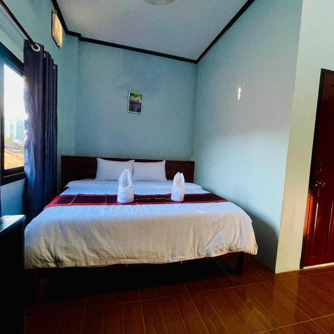 Smile Guesthouse Vangvieng Vang Vieng Exterior foto